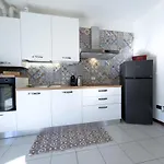 Cozy House Angera