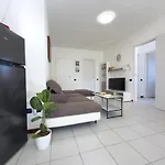 Cozy House Appartement Angera