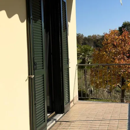 Cozy House Apartament Angera